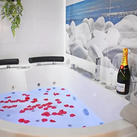 With Jacuzzi En Torremolinos, Garipolo 1 By Namaste Elite Appartamento Torremolinos