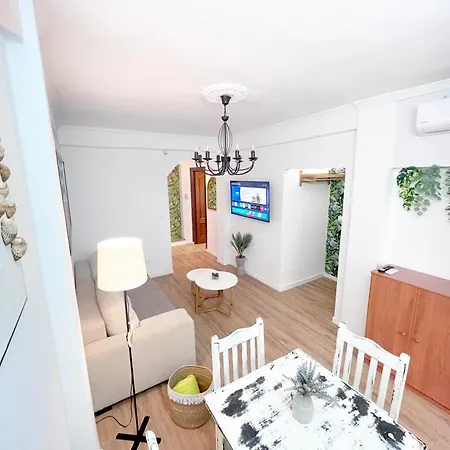 With Jacuzzi En Torremolinos, Garipolo 1 By Namaste Elite Appartement