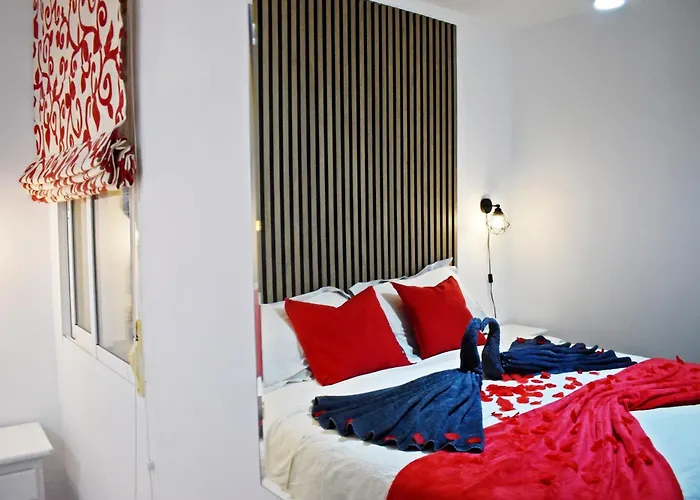 With Jacuzzi En Torremolinos, Garipolo 1 By Namaste Elite Torremolinos