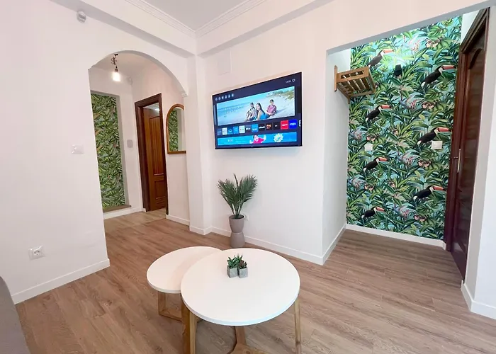 With Jacuzzi En Torremolinos, Garipolo 1 By Namaste Elite Apartamento *