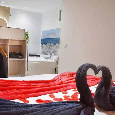 Apartamento With Jacuzzi En Torremolinos, Garipolo 1 By Namaste Elite Torremolinos