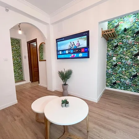 With Jacuzzi En Torremolinos, Garipolo 1 By Namaste Elite Apartamento *